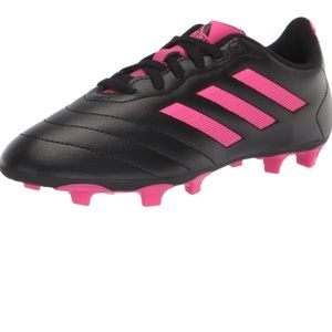 Soccer cleats